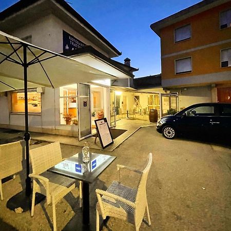 Albergo Trattoria Al Taj Sevegliano Kültér fotó